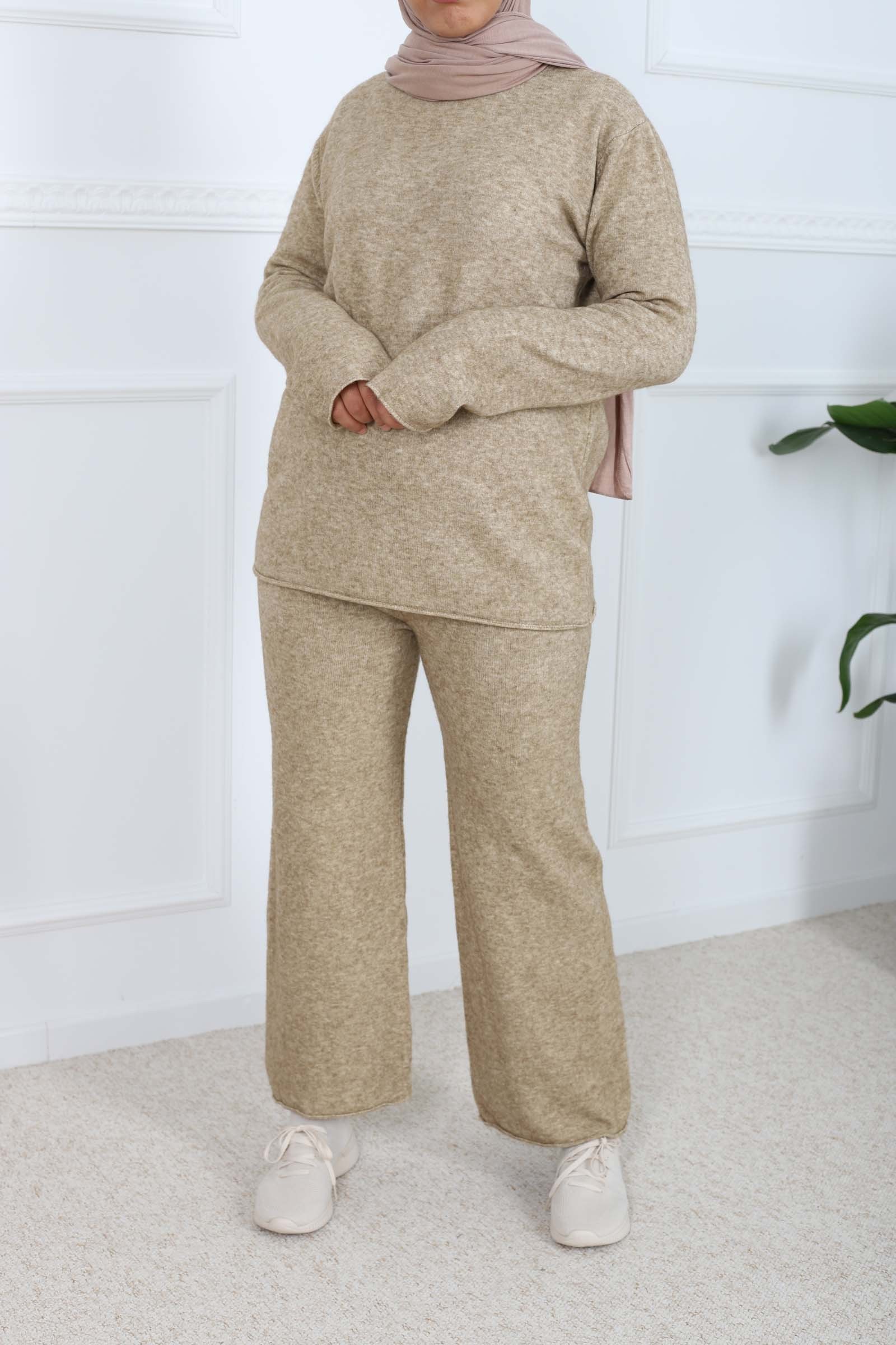 Casual knit pants set