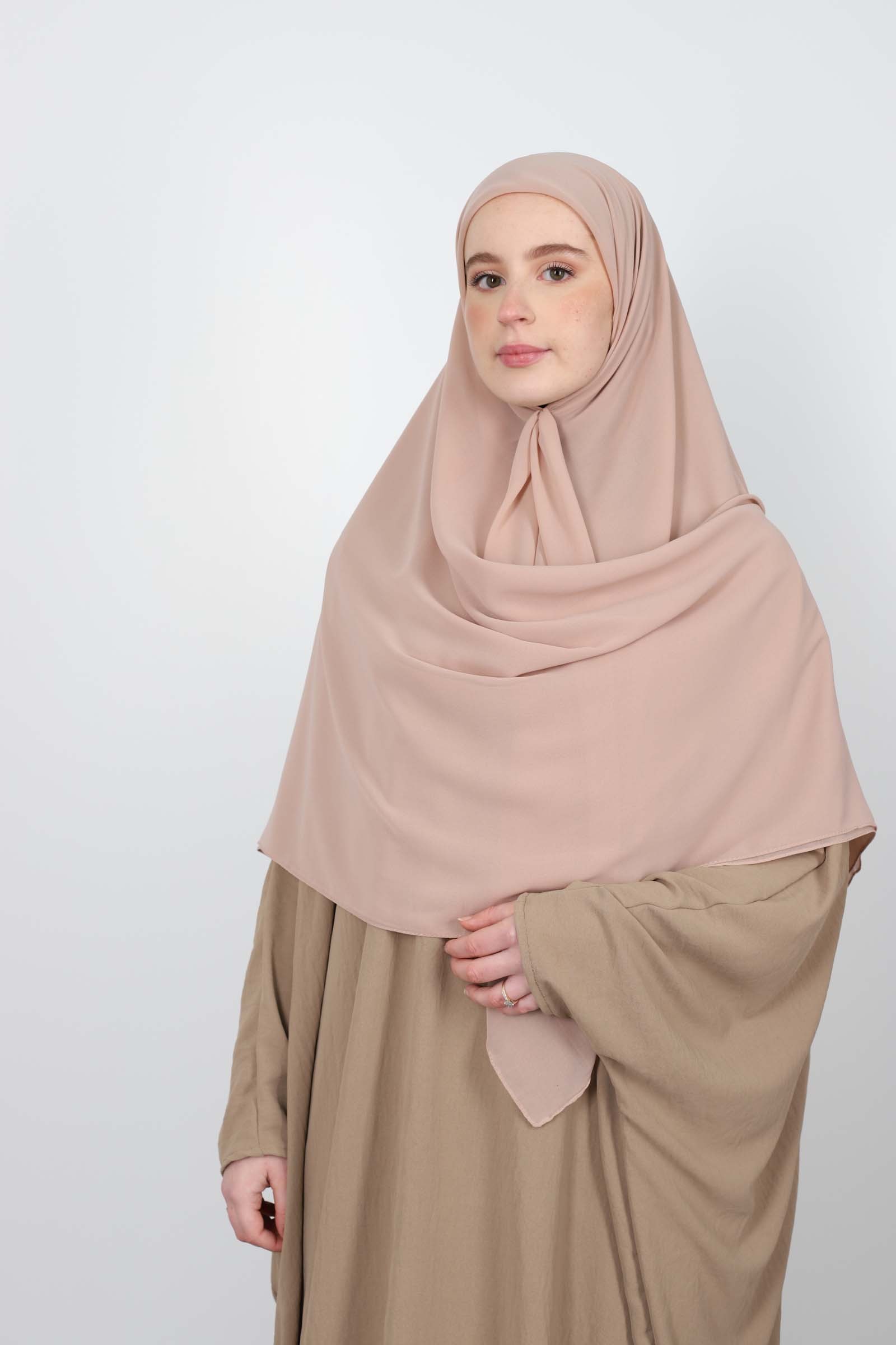 Square muslin hijab