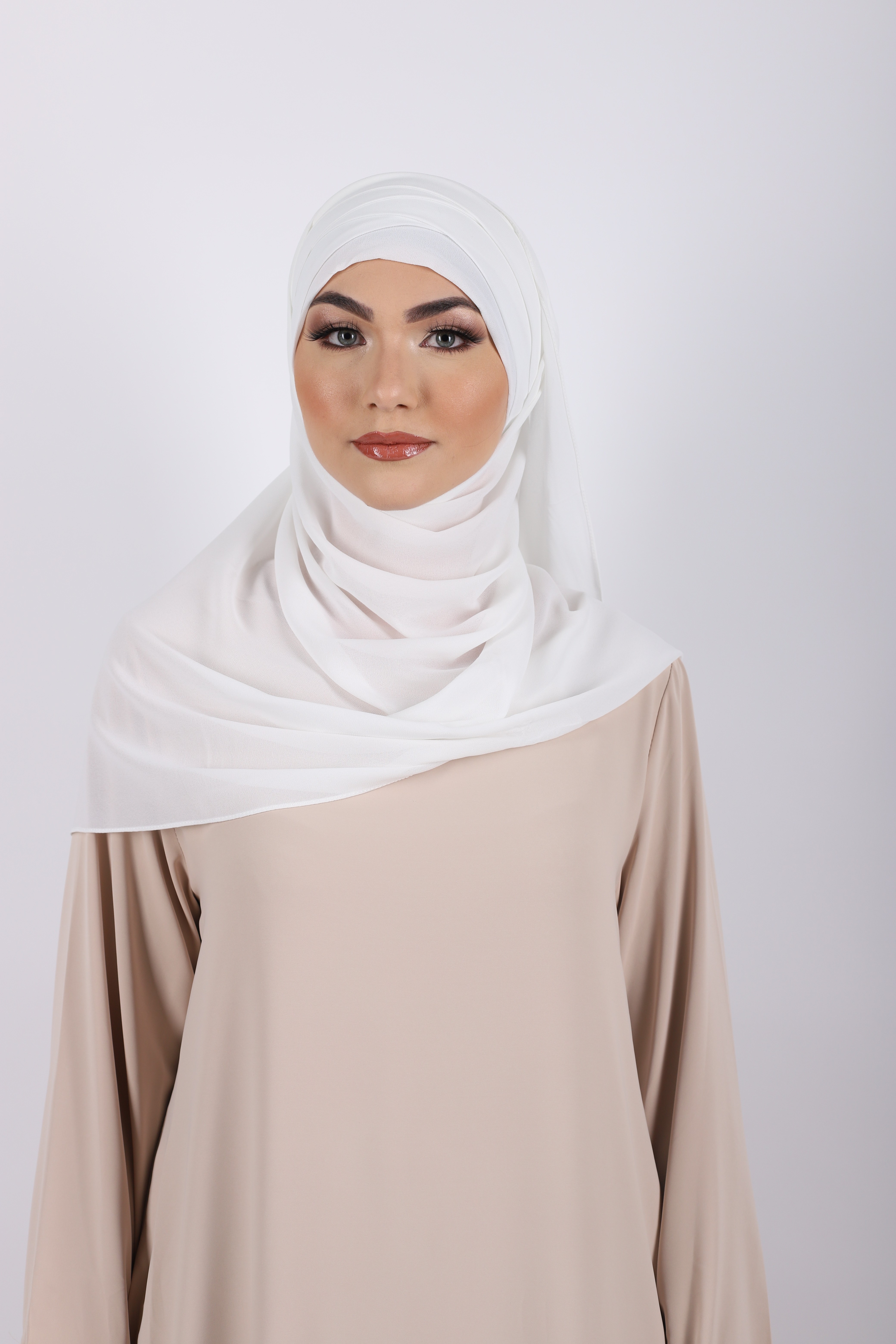  Hijab   enfiler  mousseline  blanc Jennah Boutique